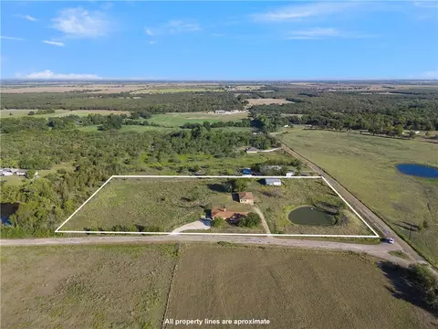 174 Pavelka Dr, Mart, TX 76664