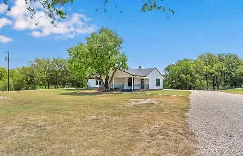 1519 W W A Neel Rd, West, TX 76691
