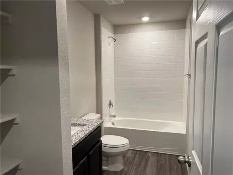 11624 Landis Ct, Lorena, TX 76655 photo 9