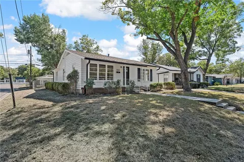 3600 Windsor Ave, Waco, TX 76708 photo 2