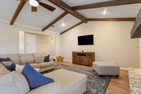 1044 Tynes Rd, Lorena, TX 76655 photo 9