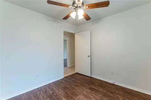 Bedroom - 812 E Pecan Ave, Waco, TX 76704 photo 3 of 6