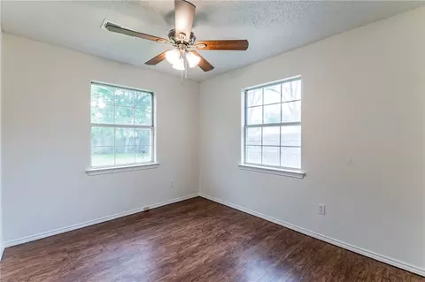Bedroom - 812 E Pecan Ave, Waco, TX 76704 photo 1 of 6