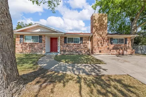 2142 Hanover Dr, Waco, TX 76710