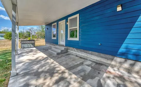 207 Rogers St, Mcgregor, TX 76657 photo 28