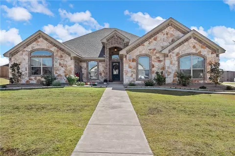 530 Aerl Rd, Lorena, TX 76655