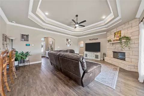 530 Aerl Rd, Lorena, TX 76655 photo 3