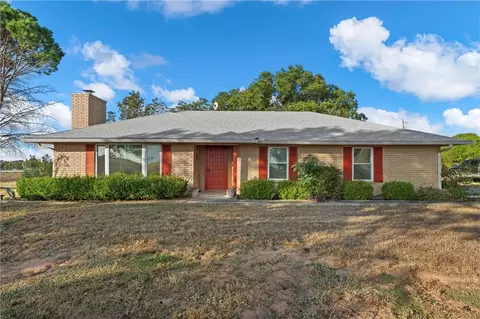 2109 Hajek Rd, West, TX 76691