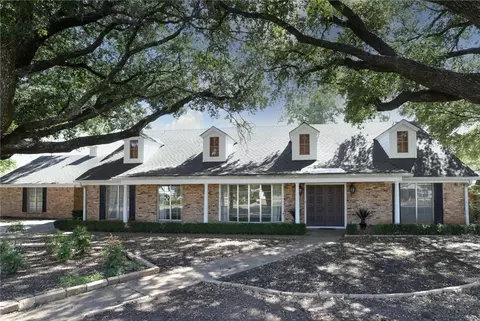 1000 W 6th St, Mcgregor, TX 76657