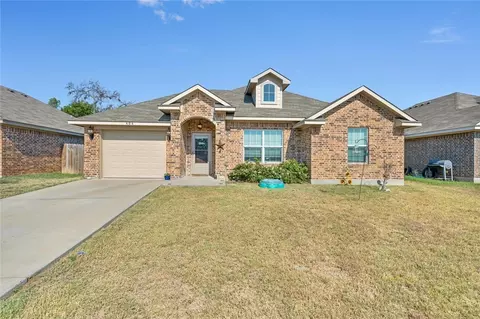 404 Broken Arrow Ct, Waco, TX 76705