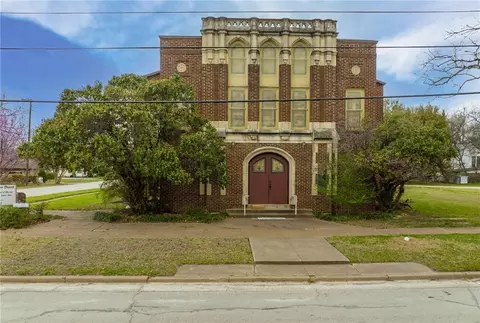 100 Craig St, Hillsboro, TX 76645