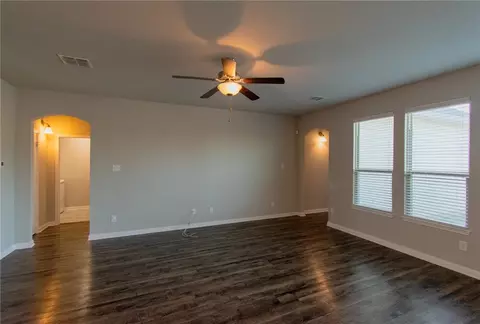 10512 Langham Dr, Waco, TX 76708 photo 16