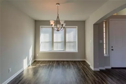 10512 Langham Dr, Waco, TX 76708 photo 5