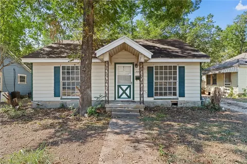 1018 N 31st St, Waco, TX 76707