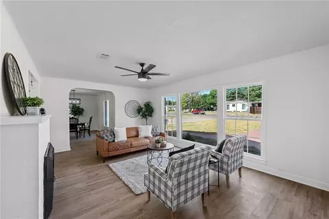 2024 N 33rd St, Waco, TX 76708