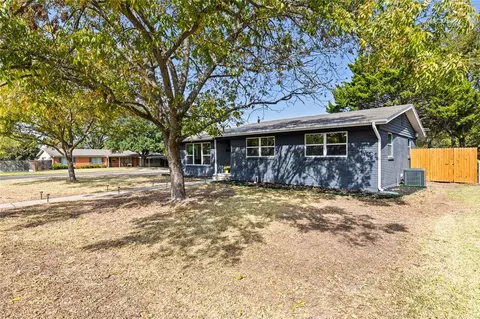 2137 Trinity Dr, Waco, TX 76710 photo 3