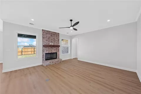 2124 Holborn St, Lorena, TX 76655 photo 4