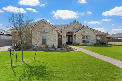 709 Spokane St, Hewitt, TX 76643