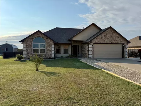 120 Joyce St, Whitney, TX 76692