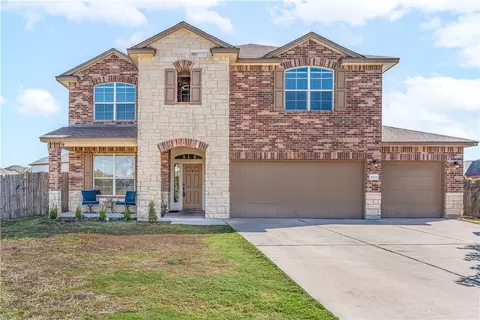 10004 Rough Creek Cir, Waco, TX 76708