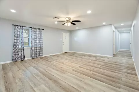 8504 China Spring Rd, Waco, TX 76708 photo 4