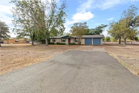 8504 China Spring Rd, Waco, TX 76708 photo 2