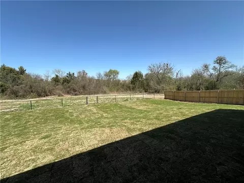 137 Lasso Loop, Lorena, TX 76550 photo 26