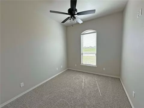 137 Lasso Loop, Lorena, TX 76550 photo 18