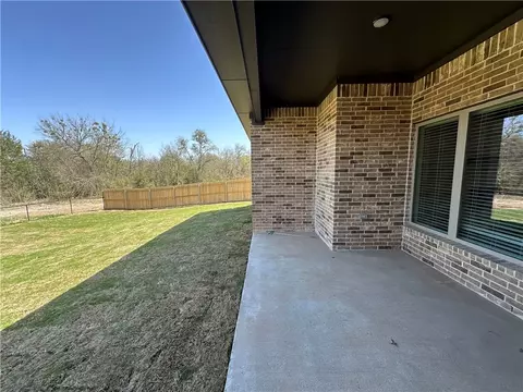 137 Lasso Loop, Lorena, TX 76550 photo 27