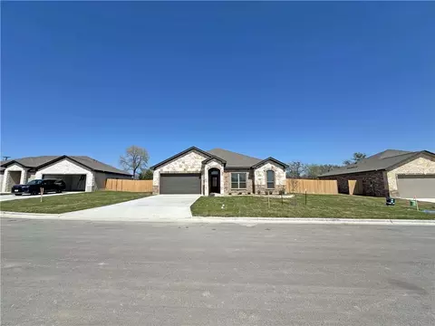 137 Lasso Loop, Lorena, TX 76550