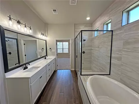 137 Lasso Loop, Lorena, TX 76550 photo 22