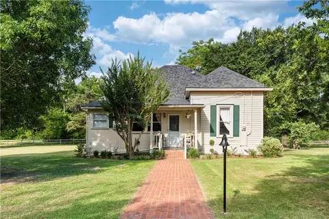 701 N Maple Ave, Hubbard, TX 76648