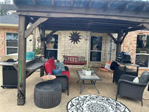 5421 Stillhouse Hollow St, Waco, TX 76708 photo 7