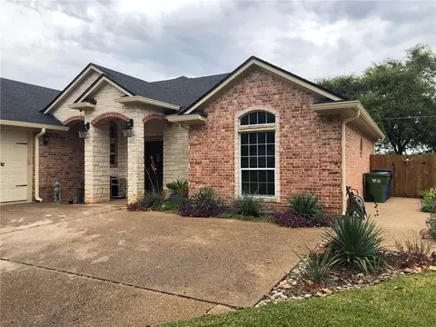 5421 Stillhouse Hollow St, Waco, TX 76708 photo 4