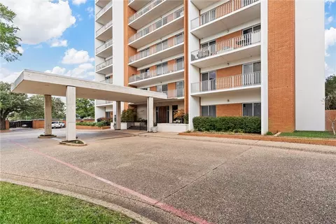 4924 Cobbs Dr #2C, Waco, TX 76710