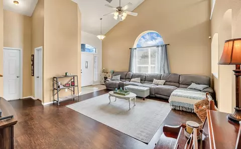10200 Marigold Ln, Waco, TX 76708 photo 13