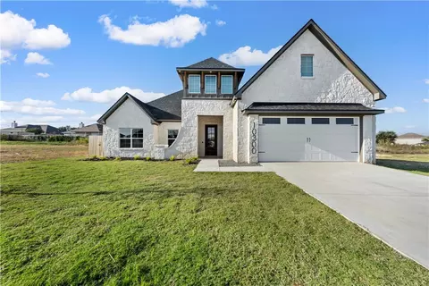 10300 Saddle Creek Rd, Waco, TX 76708