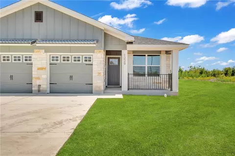 1229 College Ave, Troy, TX 76579