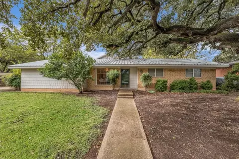 4000 N 30th St, Waco, TX 76708