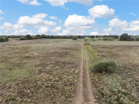 918 Wagoner Rd, Waco, TX 76705 photo 2