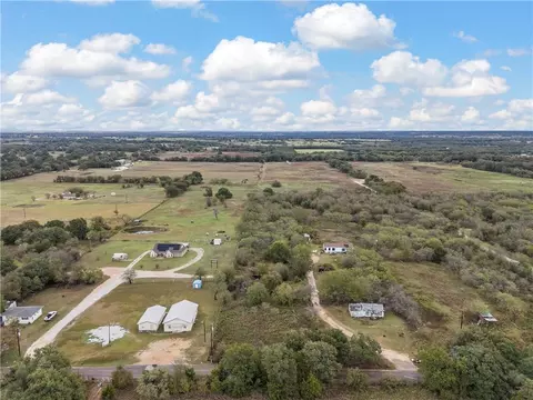 918 Wagoner Rd, Waco, TX 76705 photo 3