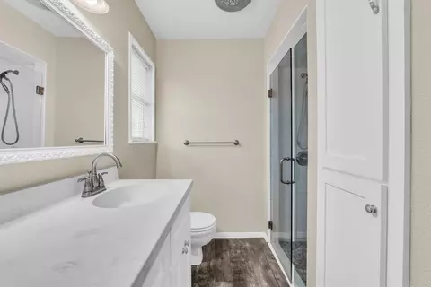 Bath - 200 Opal St, Hewitt, TX 76643 photo 3 of 4