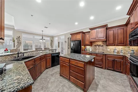 7051 Ledge Stone Dr, Mcgregor, TX 76657 photo 13