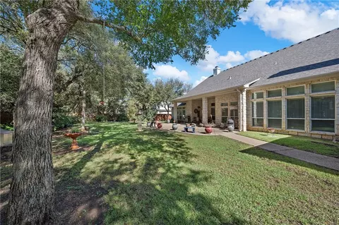 7051 Ledge Stone Dr, Mcgregor, TX 76657 photo 36