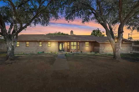 124 Dustin Dr, Waco, TX 76705