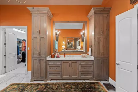 Bath - 7050 Ledge Stone Dr, Mcgregor, TX 76657 photo 6 of 8