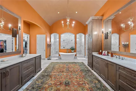 Bath - 7050 Ledge Stone Dr, Mcgregor, TX 76657 photo 2 of 8