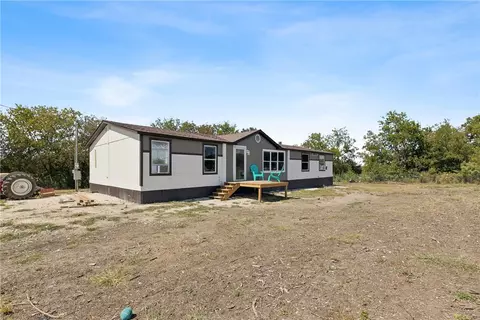 713 N Bonham St, Mexia, TX 76667