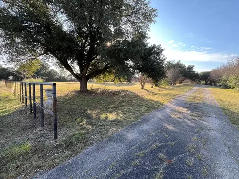 1934 Us Hwy 84 Hwy, Mexia, TX 76667