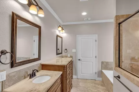 125 Emmalyn Dr, Hewitt, TX 76643 photo 10
